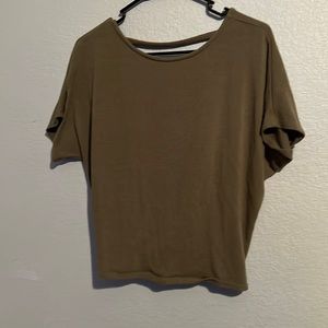Green short sleeve shirt